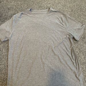 Vuori Gray Short Sleeve Tee Essential Comfort